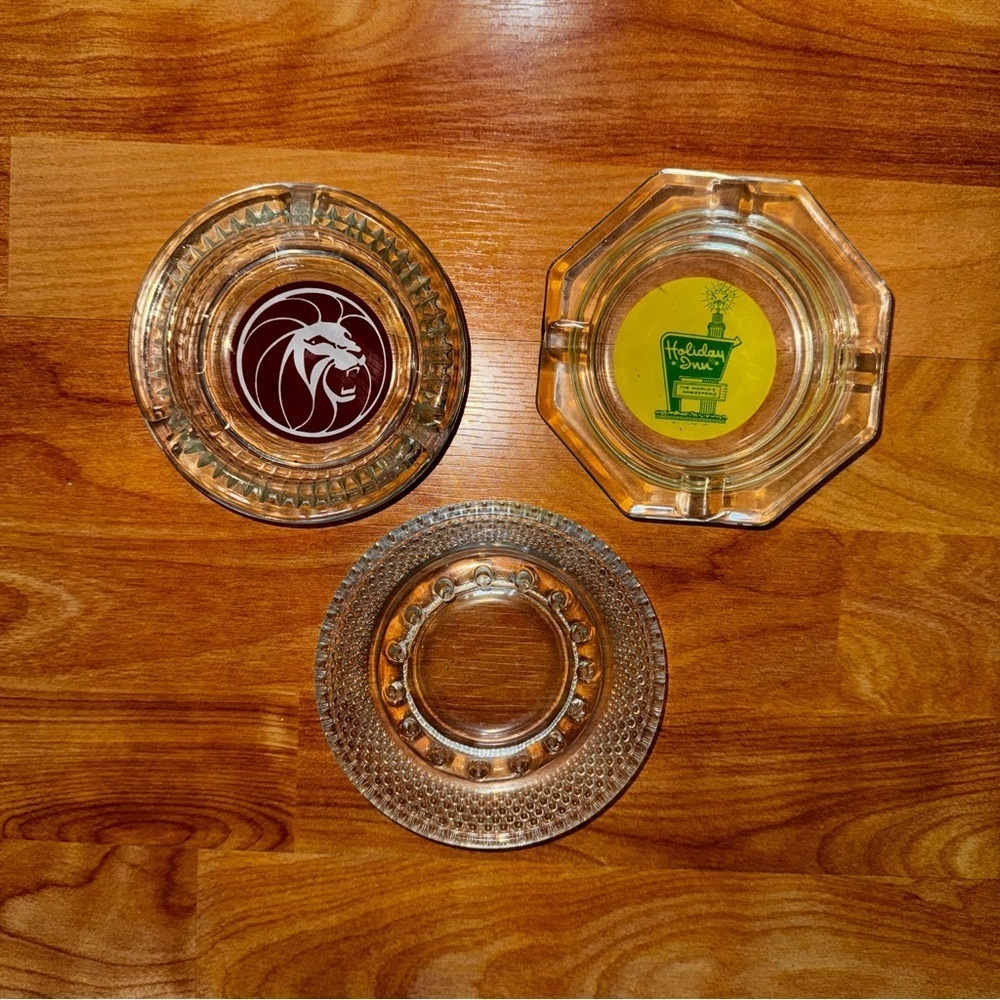Lot Of 3 Vtg Ashtrays - MGM Grand Hotel Casino Las Vegas, Holiday Inn + One More